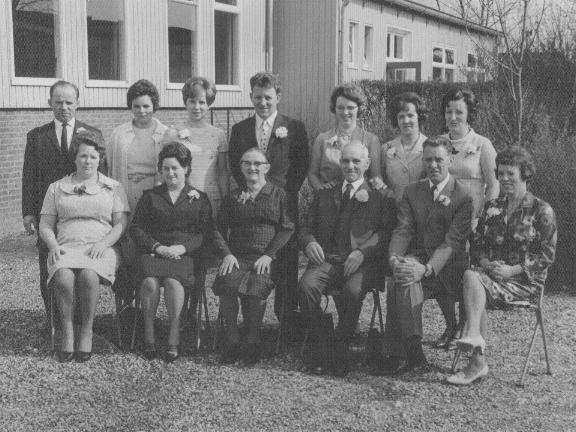 kinderenpaans.JPG (51357 bytes)